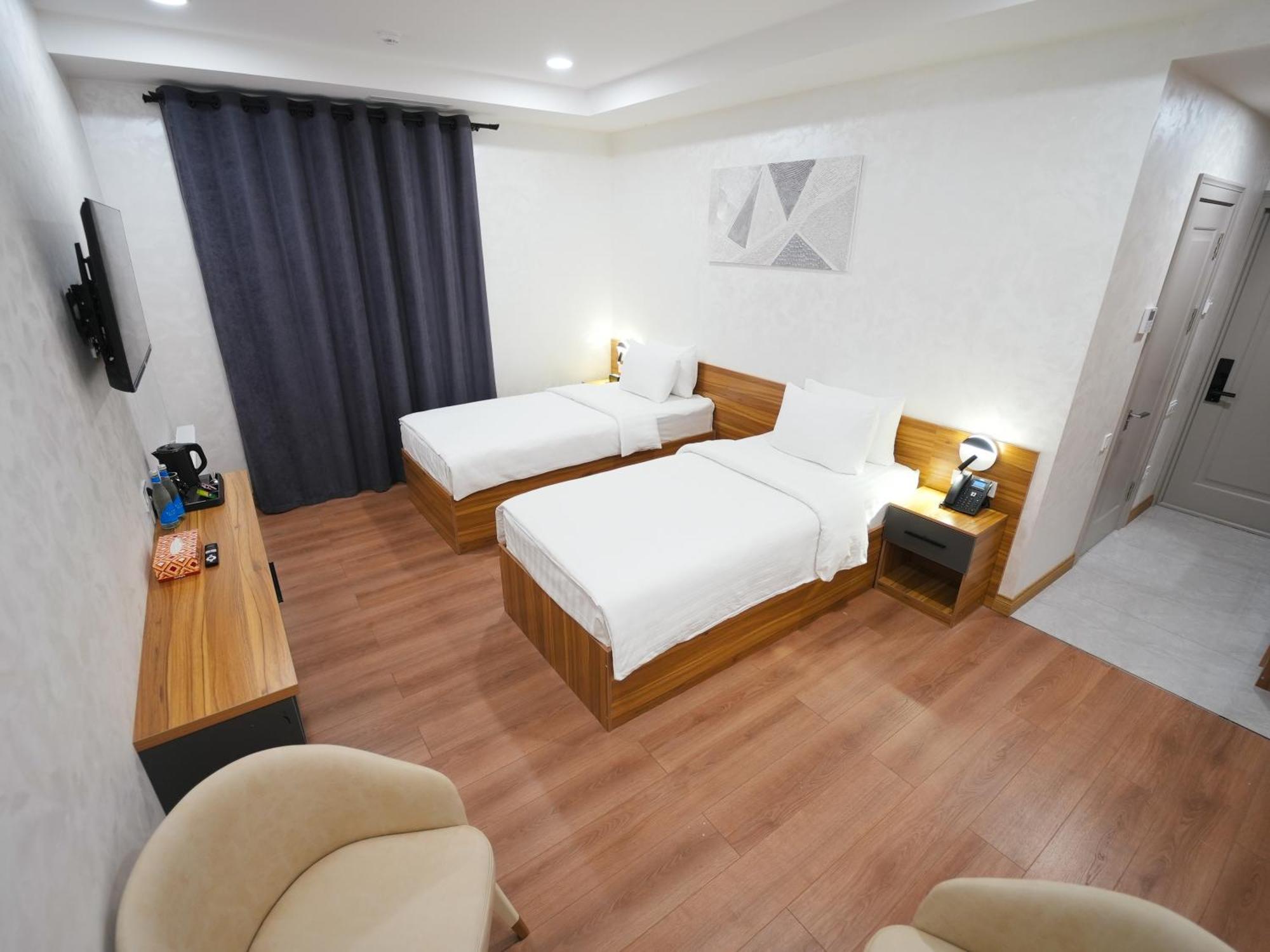 Avant Express Hotel Pool&Spa Ташкент Екстериор снимка