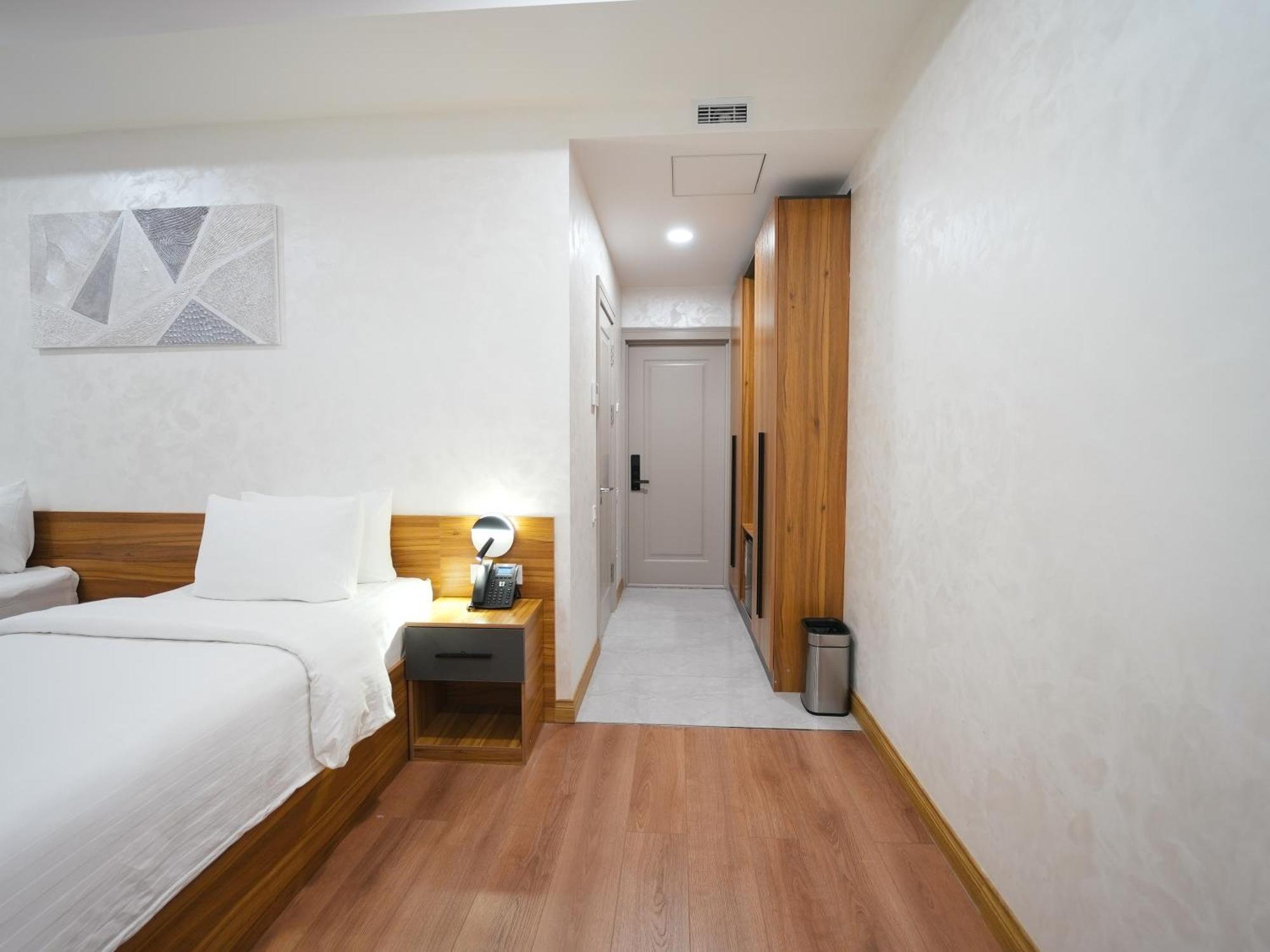 Avant Express Hotel Pool&Spa Ташкент Екстериор снимка